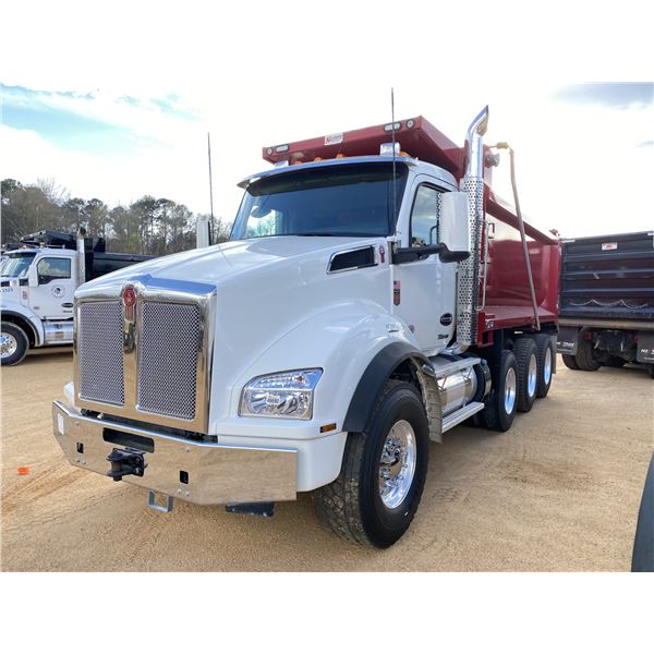 2025 KENWORTH T880 Dump Truck