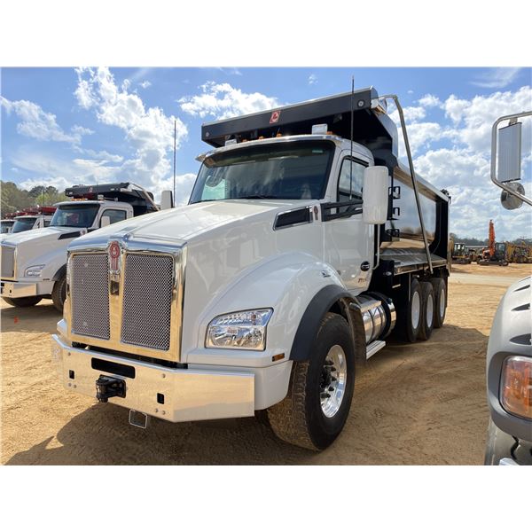 2025 KENWORTH T880 Dump Truck