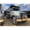Image 4 : 2024 MACK GR64F Dump Truck