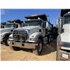 Image 3 : 2024 MACK GR64F Dump Truck