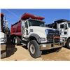 Image 1 : 2023 MACK GR64F Dump Truck