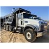 Image 4 : 2022 MACK GR64F Dump Truck