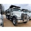 Image 4 : 2021 MACK GR64F Dump Truck