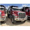 Image 4 : 2020 MACK GR64F Dump Truck