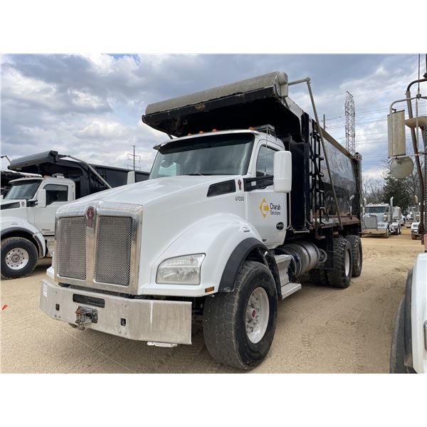 2019 KENWORTH T880 Dump Truck