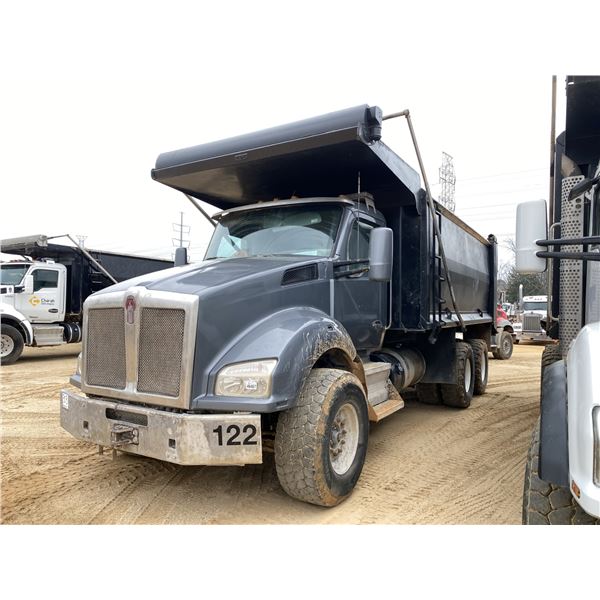 2020 KENWORTH T880 Dump Truck