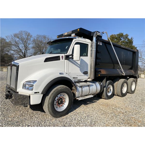2016 KENWORTH T880 Dump Truck