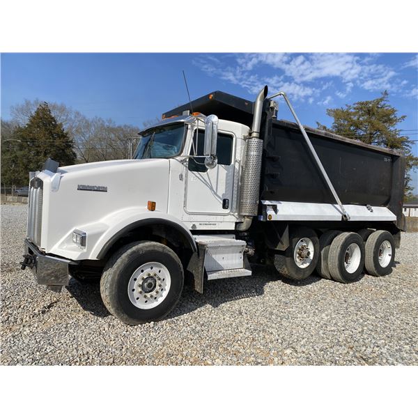 2007 KENWORTH T800 Dump Truck