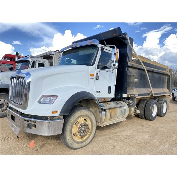 2019 INTERNATIONAL HX615 Dump Truck