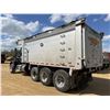 Image 2 : 2016 PETERBILT 367 Dump Truck