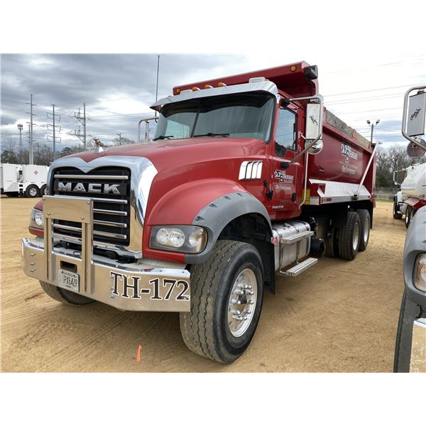 2017 MACK GU713 Dump Truck