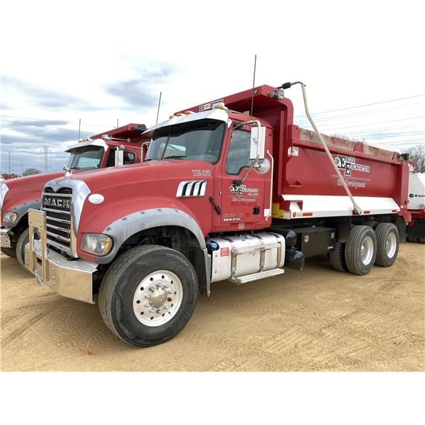 2017 MACK GU713 Dump Truck