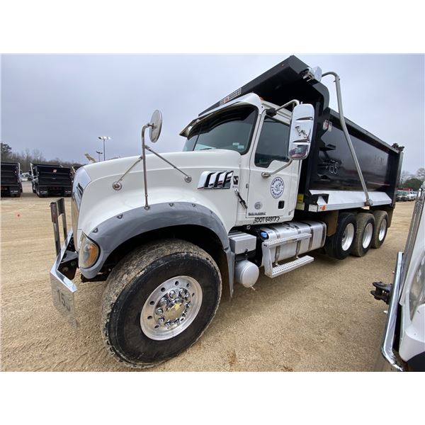 2018 MACK GU713 Dump Truck