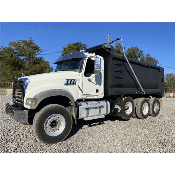 2017 MACK GU713 Dump Truck