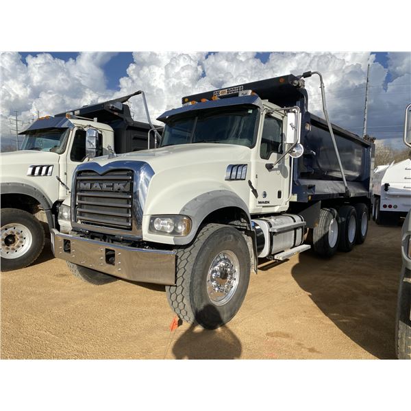 2016 MACK GU713 Dump Truck