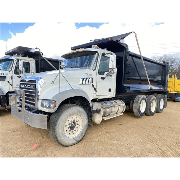 2011 MACK GU713 Dump Truck