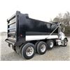 Image 3 : 2011 KENWORTH T800 Dump Truck