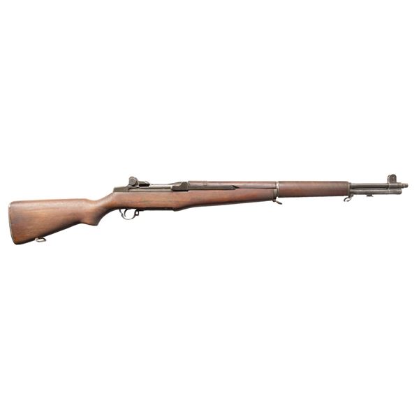 US SPRINGFIELD M1 GARAND SEMI-AUTO MILITARY RIFLE.