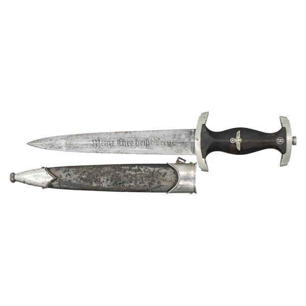 WWII GERMAN CHAINED SS DAGGER.