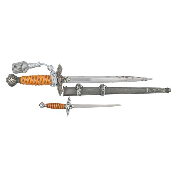 WWII GERMAN 2ND MODEL LUFTWAFFE DAGGER & MINIATURE