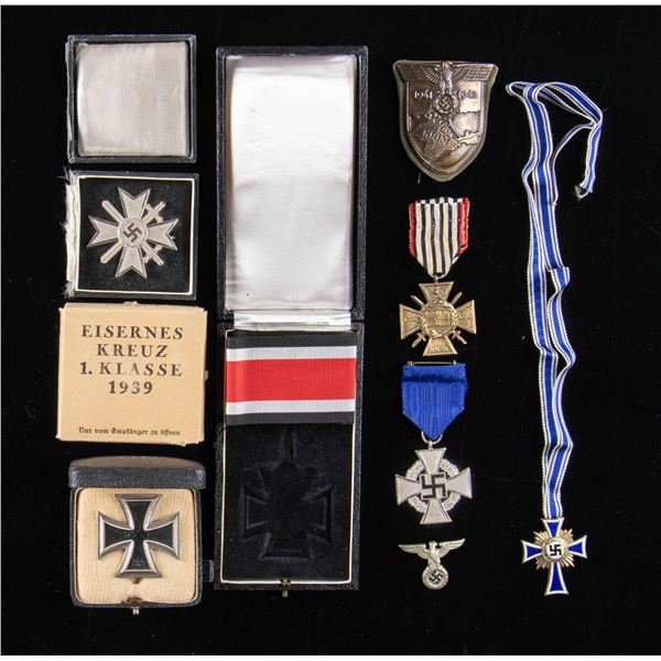 WWI & WWII GERMAN MEDALS, BADGES, AND MORE.