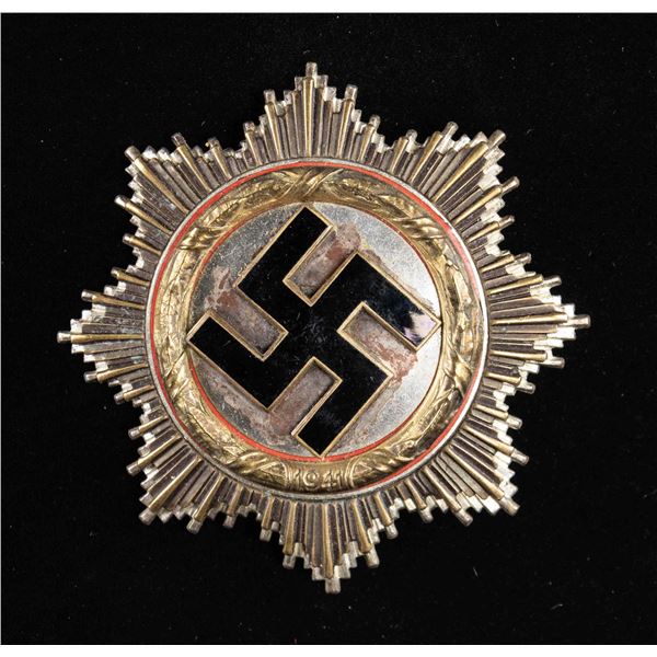WWII STYLE GERMAN CROSS IN GOLD.