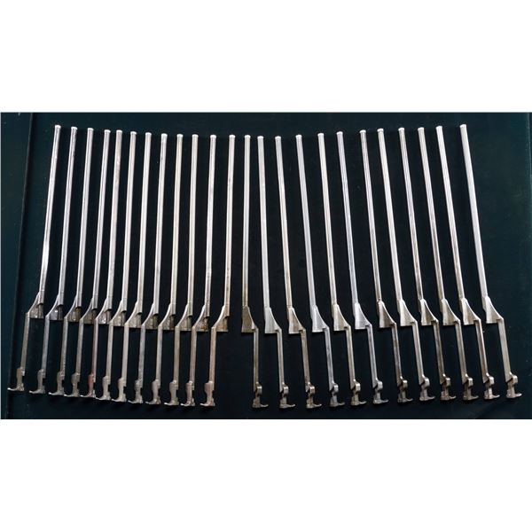 GROUPING OF WWII ERA U.S. SPRINGFIELD M1 GARAND