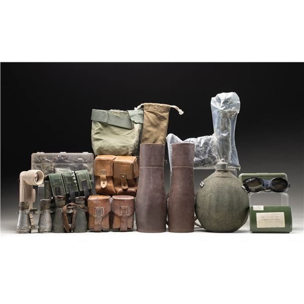 INTERESTING GROUPING OF 20TH CENTURY MILITARIA AND