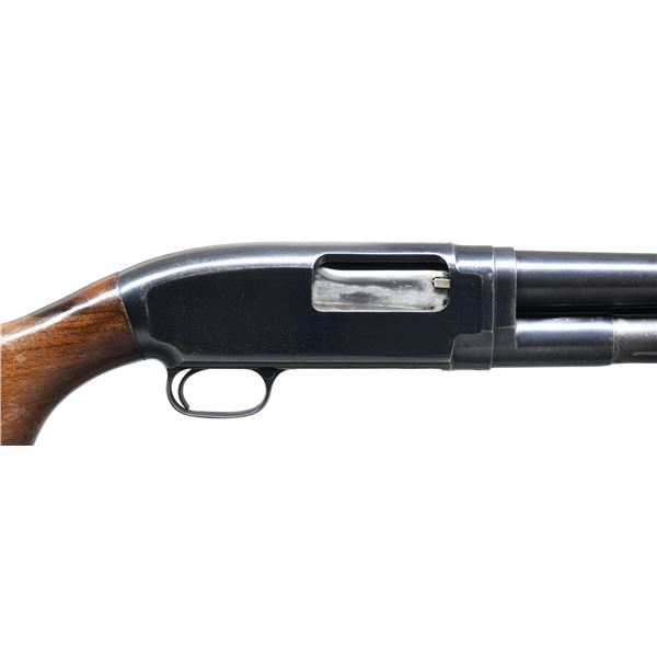 WINCHESTER MODEL 12 HEAVY DUCK PUMP SHOTGUN.