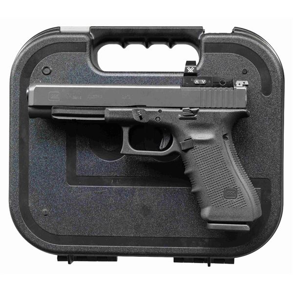 GEN4 GLOCK 34 SEMI AUTO PISTOL.