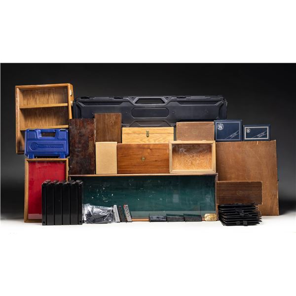 GROUPING OF ASSORTED BOXES & MAGAZINES.