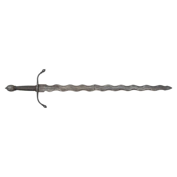 EARLY STYLE GERMAN FLAMBERGE BROADSWORD.