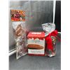 Image 2 : Canadian Maple Treats Gift Set Including Waffles, Syrup, and Candies