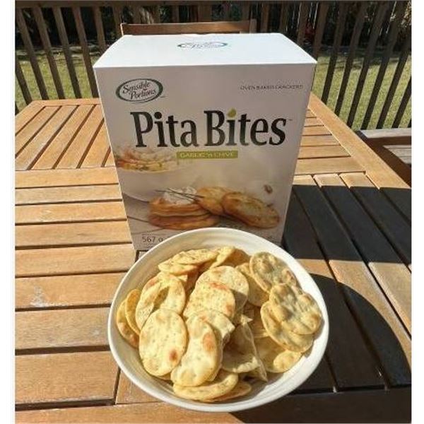 Sensible Portions Pita Bites Garlic 'n Chive 567g Oven Baked Crackers
