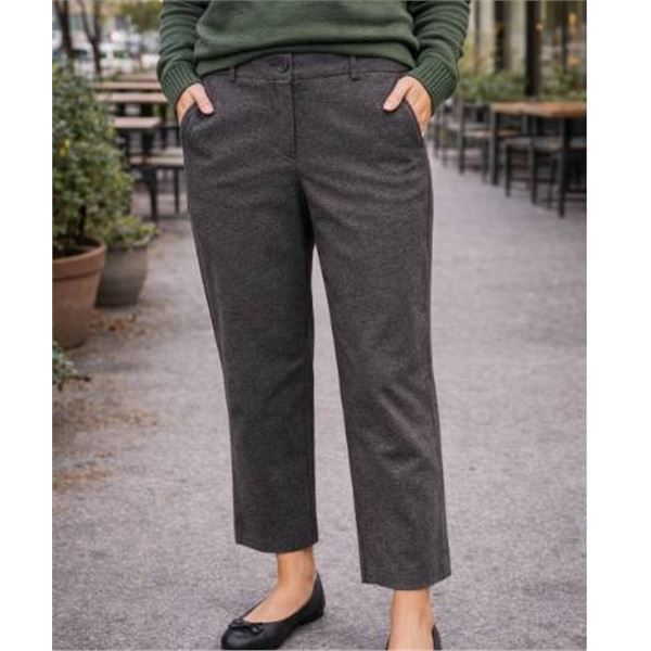Hilary Radley Women’s Pants – Size 8 – Gray Herringbone Design