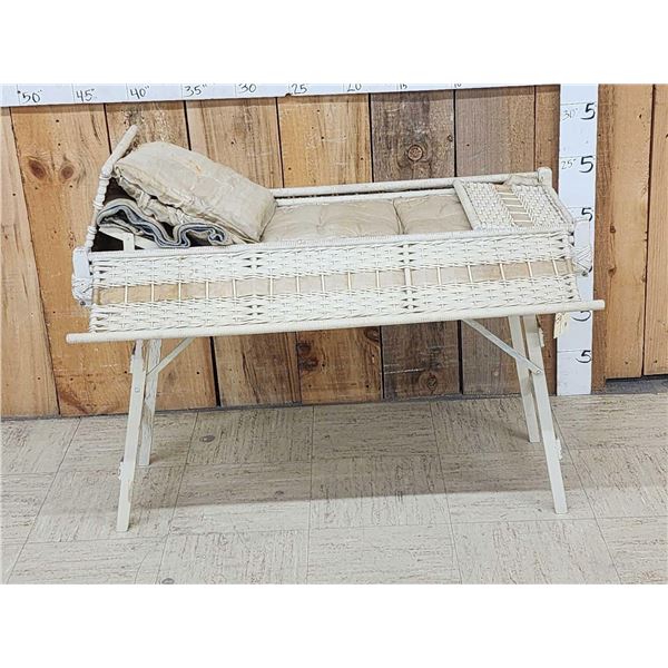 Early 1900s Morticians Child Size Display Table