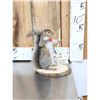 Image 2 : Bow Hunting Squirrel Taxidermy Mount