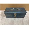 Image 6 : Vintage Beach Industries Metal Tool Box w/ Assorted Tools
