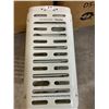 Image 9 : Pelonis Portable Oil Heater Missing One Wheel Works Good