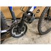 Image 11 : CCM Slope Mountain Bike With Disc Brakes