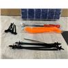 Image 10 : 240 Pcs - Clips For Cars w/ Trim Removal Tools
