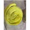 Image 3 : Twin Sized Walensee Flannel Blanket / Fleece - Yellow