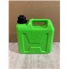 Image 1 : 5 Litre Green 2 Stroke Gas Can