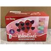 Image 2 : Valentines Day Set, 32 Heart Shaped Glasses and Cards