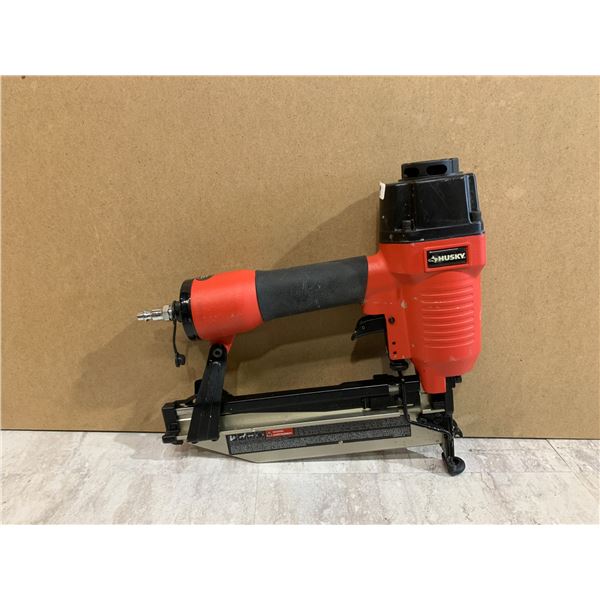 Husky Straight Finish Nailer 16 Guage
