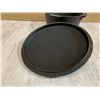 Image 3 : Vintage Cast Iron Dutch Oven