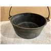 Image 6 : Vintage Cast Iron Dutch Oven