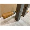 Image 2 : Wood Clamp