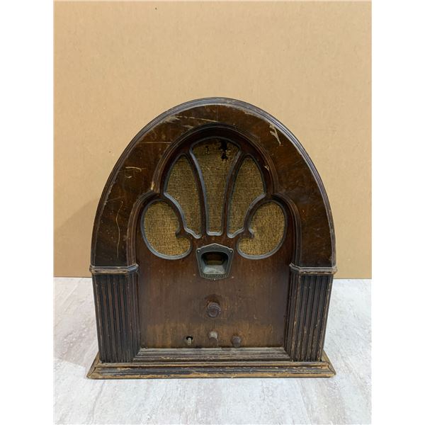 Vintage Philco Model 70 Cathedral Baby Grand Radio From Around 1931