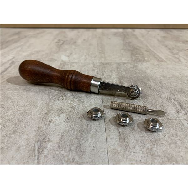 Leathercraft Spacer Embossing System Set
